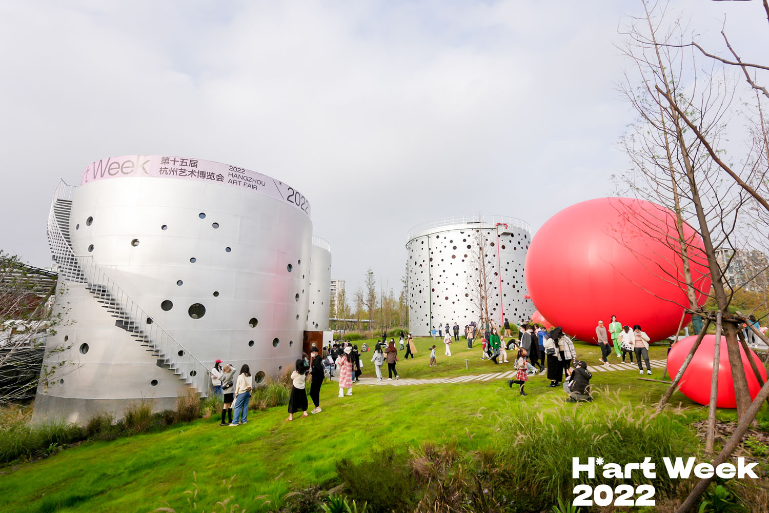 杭州藝博會(huì)在小河公園舉辦