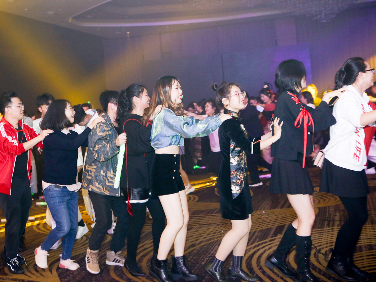 年會互動游戲節(jié)目