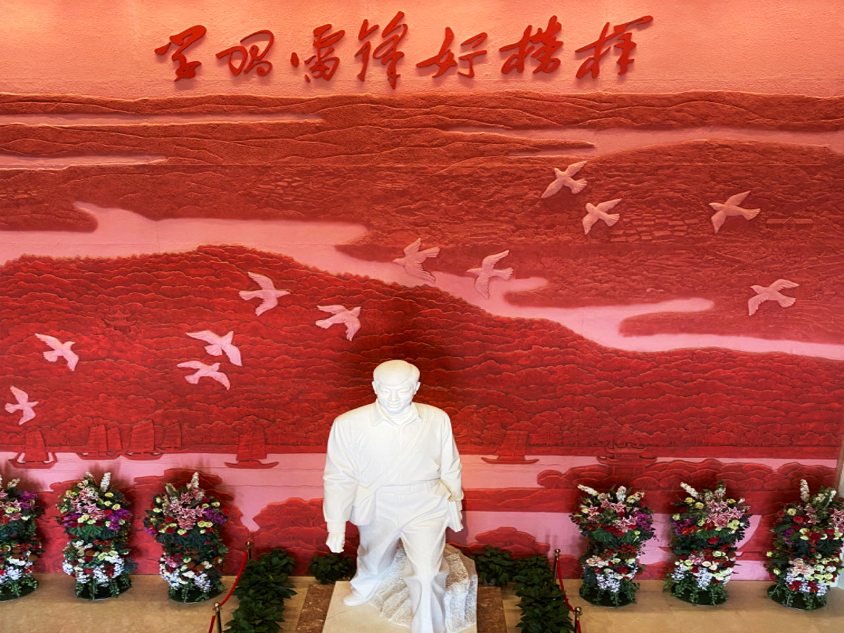 湖南雷鋒紀念館雷鋒塑像