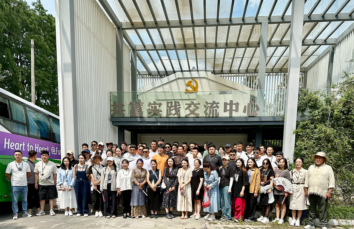 在臨平區(qū)雙宇村共富實(shí)踐交流中心考察交流